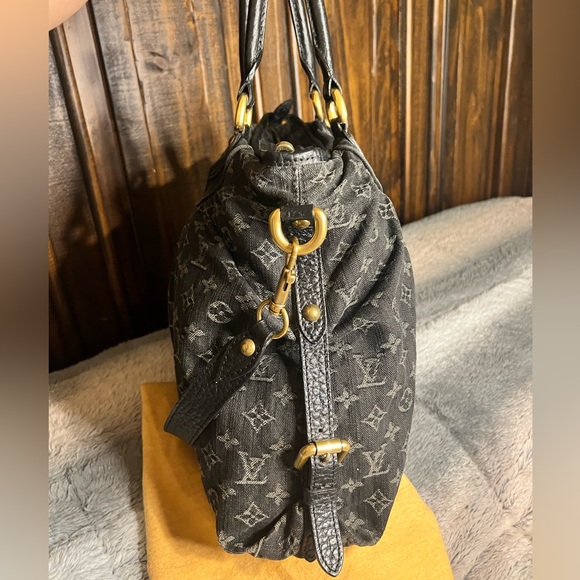 ‼️SOLD‼️HP🎉Louis Vuitton Denim Neo Cabby GM🤍 (Box & Dustbag included) - Picture 3 of 13